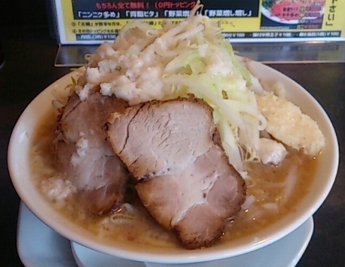 「ラーメン小」@ガツ盛りラーメン バンブル 西浦和店の写真