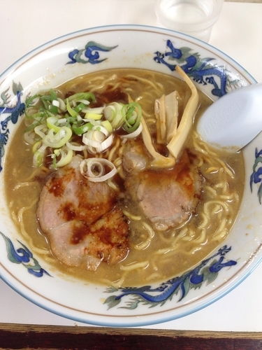 「正油ラーメン」@元祖北海道旭川ラーメン ぺーぱんの写真