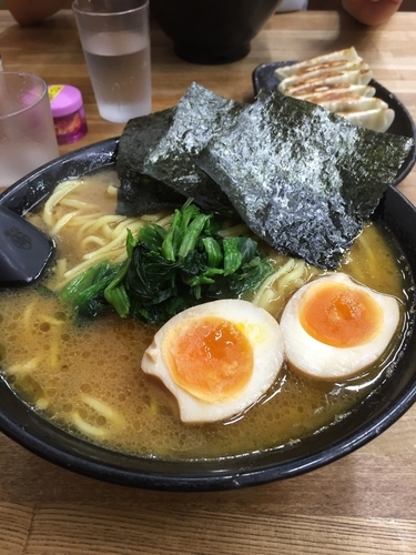 「味玉ラーメン」@せい家 三鷹店の写真