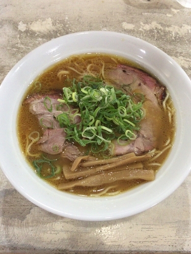 「限定ラーメン」@手打ち中華そば 侍の写真