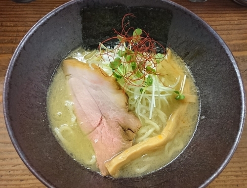 「濃厚牡蠣ソバ」@貝だしラーメン 貝ガラ屋の写真
