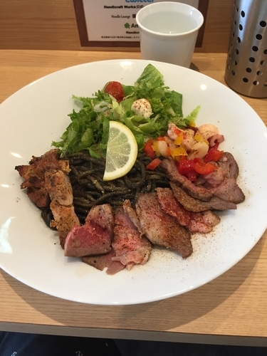 「スパイシースターパレット+日替わり丼」@Handicraft Worksの写真