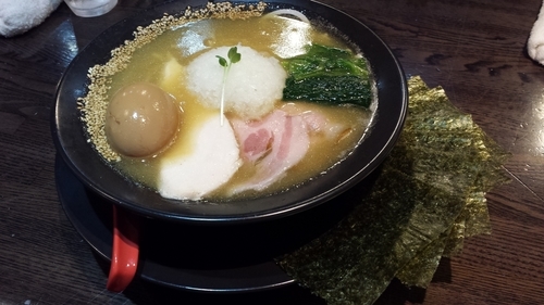 「鶏白湯醤油(サービス味玉ラーパス海苔)」@麺屋 時茂 西川口店の写真