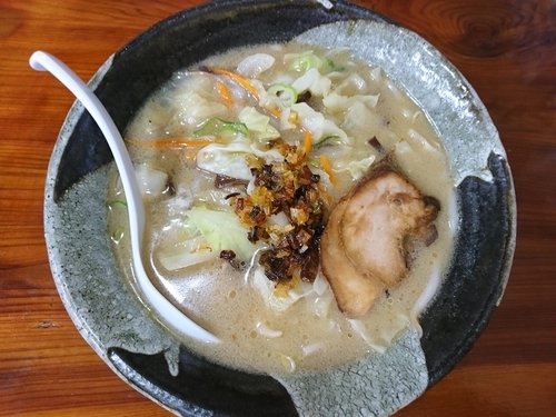 「来瑠里らーめん＋大盛」@麺z くるりの写真