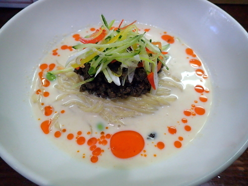 「【期間限定】冷やし豆乳坦々麺」@らぁめん サンドの写真