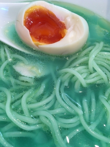 「鶏清湯・青 ９００円」@濃厚鶏出汁拉麺 吉法師 KIPPOSHIの写真