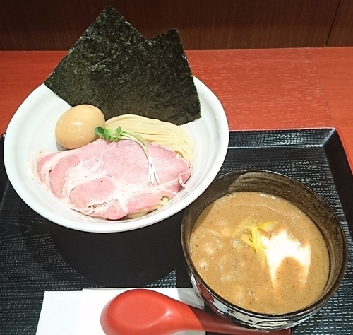 「特製濃厚豚骨魚介つけ麺」@RAMEN 火影 ラゾーナ川崎店の写真
