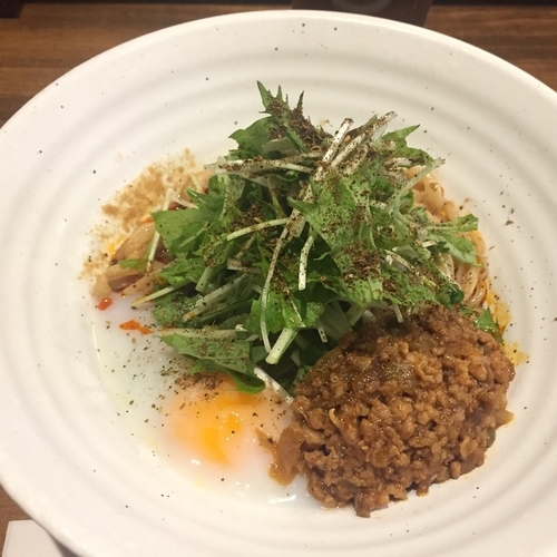 「冷やし担々麺  温玉入り 850円」@立石担担麺 火のきの写真