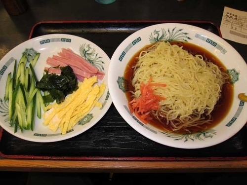 「黒酢しょうゆ冷し麺　510円」@日高屋 上野広小路店の写真