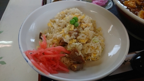 「半チャーハン　250円」@近江屋食堂の写真