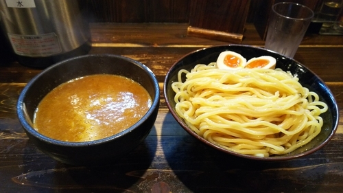 「辛つけ麺大盛+味玉」@つけめん屋 赤羽京介の写真