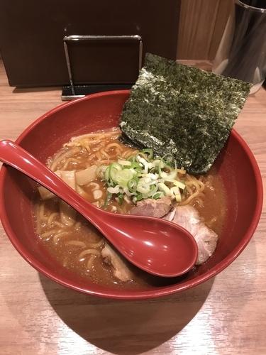 「らー麺 赤味噌」@麺屋 開高 新千歳空港店の写真