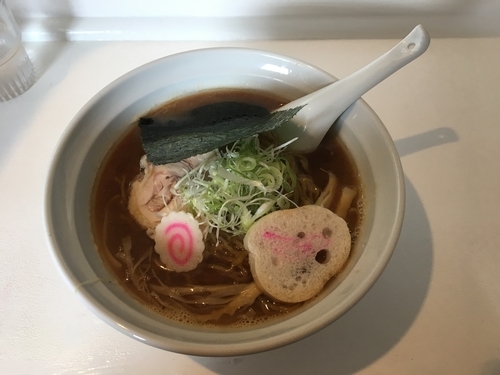 「白湯醤油ラーメン」@マルエス食堂の写真