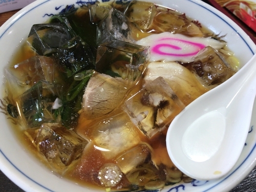 「水そば550円」@呑み食い処 まるいしの写真