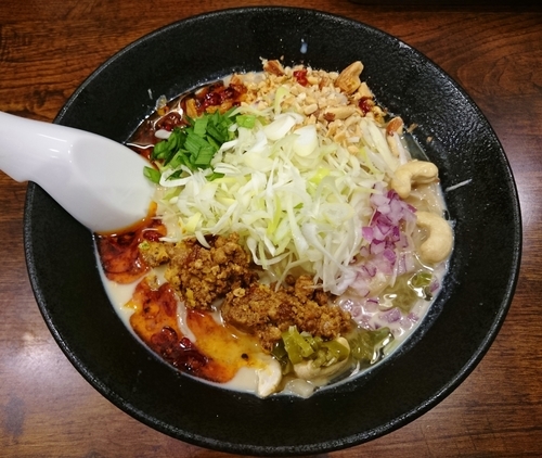 「冷やしNuts担々麺　900円」@つけめんTETSU 御徒町ラーメン横丁店の写真