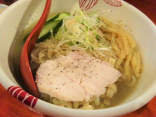 「ぷるぷるスープの鶏にぼ冷やし　　850円」@麺処 あす花の写真