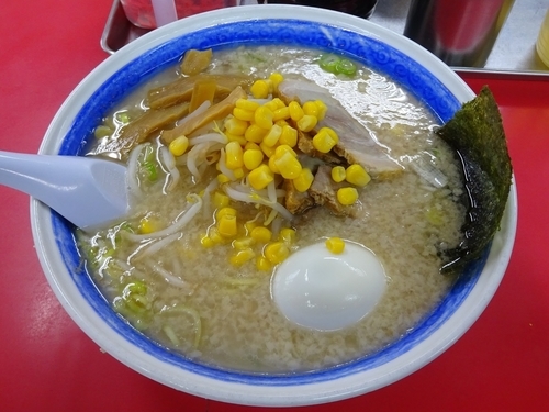 「スペシャルラーメン（1,010円）麺硬め・カラメ・油多め」@MURAYAMAホープ軒 本店の写真