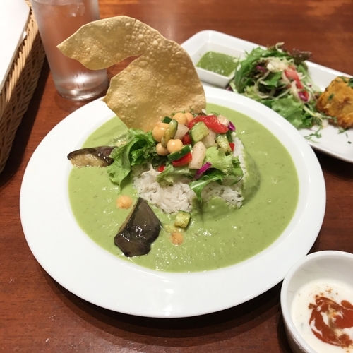 「冷やしカレー(セット)」@SITAARA DINER エキュート品川店の写真