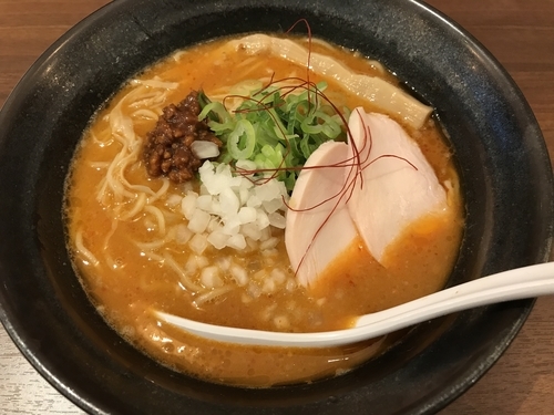 「濃厚仙台辛味噌鶏そば  850円」@濃厚鶏そば シロトリコの写真