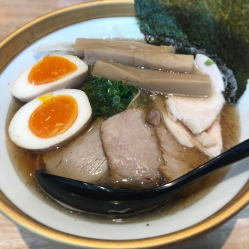 「金の煮干し麺 醤油」@ソラノイロ  NAGOYAの写真