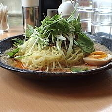 「冷し担々麺880円+大盛100円+焼売2個240円」@中華四川料理 飛鳥の写真