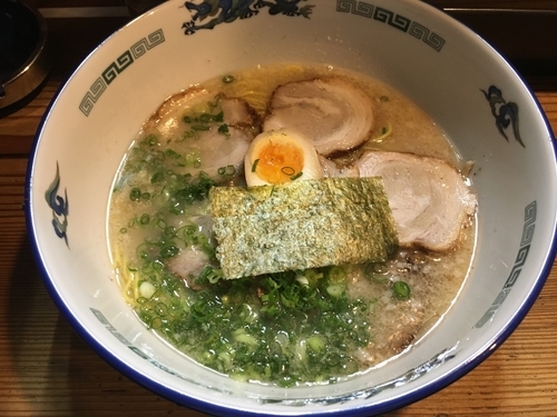 「とんこつ塩チャーシュー／¥900」@まぼろし軒の写真