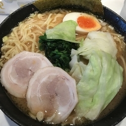 金椋らーめん、大盛り