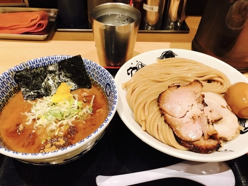 「味玉つけ麺」@松戸富田麺業 千葉駅構内店の写真