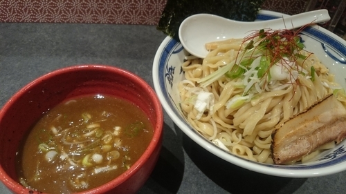 「鶏魚介つけ麺(900円)大盛り無料」@つけ麺や 武双の写真