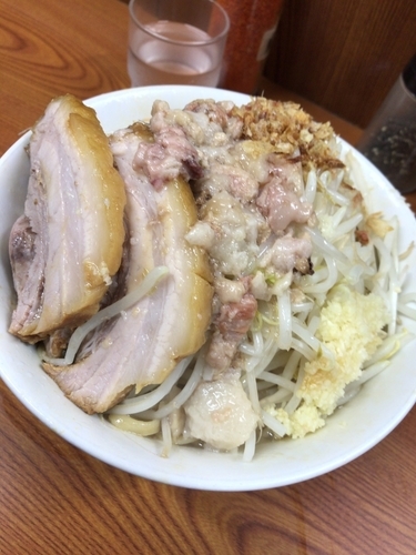 「ラーメン（汁なし）730円＋100円」@ラーメン二郎 亀戸店の写真
