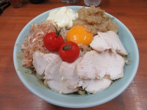 「限定　夏のまぜそば冷やし（８５０円）」@ラーメン やまや 本店の写真