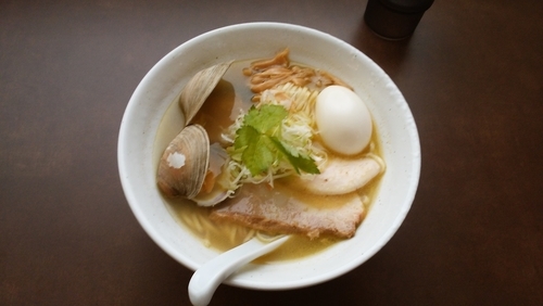 「味玉貝塩拉麺大盛」@麺屋 心羽の写真