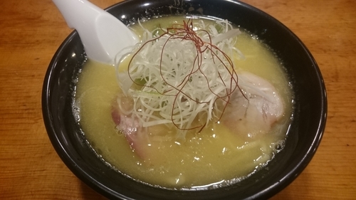 「鶏白湯らーめん（820円）」@鶏そば きび 目黒店の写真