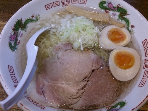 「朝 味玉中華そば 塩」@らあめん 寸八 総本店の写真