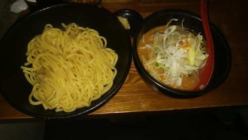 「辛つけ麺」@麺処 花田 上野店の写真