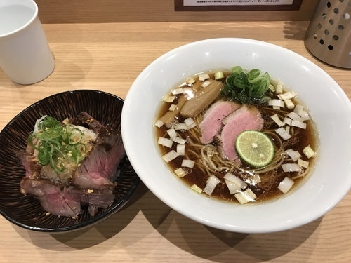 「京鴨出汁そば（黒）＋ステーキ丼（ミニ）850＋350円」@Handicraft Worksの写真