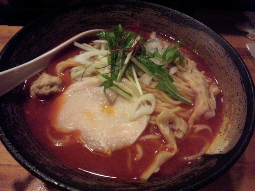 「濃厚辛味噌の激辛」@濃厚鶏そば 麺屋武一 新橋本店の写真