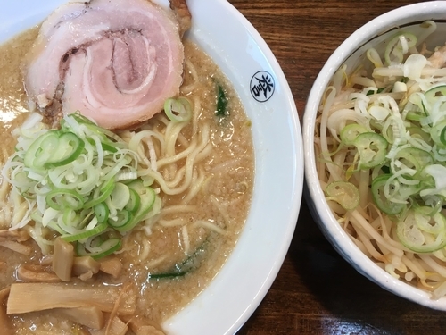 「みそらーめん 800円」@こってりらーめん 誉の写真