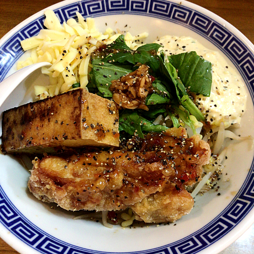 「おためし かぐわしまぜそば　700円」@うまい唐揚げらーめん かぐわし イオンモール太田東店の写真