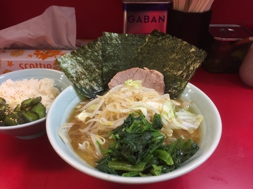 「ラーメン、半野菜」@横浜家系ラーメン 武蔵家 千歳烏山店の写真