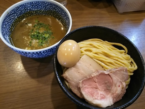 「極濃煮干しつけ麺　（中盛り）　＋味玉：サービス券」@煮干しつけ麺 宮元の写真
