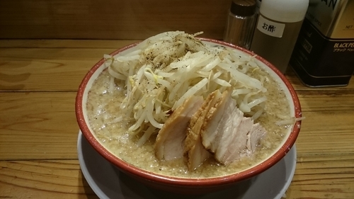 「らーめん(そのまま)￥７８０」@らーめん バリ男 日本橋店の写真