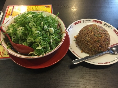 「中華そば 焼き飯」@新福菜館 秋葉原店の写真