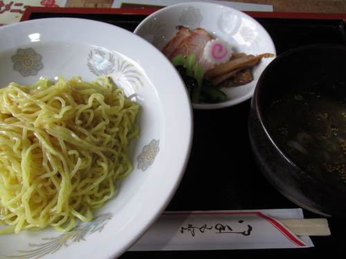 「つけ麺　「800円」」@ファミリーレストラン 梅月の写真