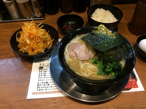 「赤ネギラーメン」@らーめんアカテングの写真