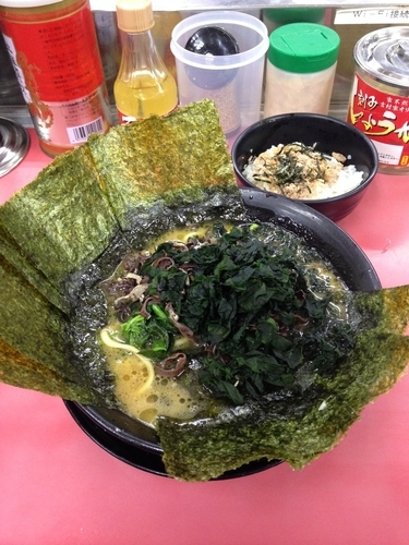 「チャーシュー麺  海苔  Wトッピング  ライス」@はじめ家の写真
