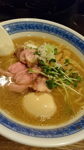 「らーめん 味玉 ちょっと肉増し」@燦燦斗の写真