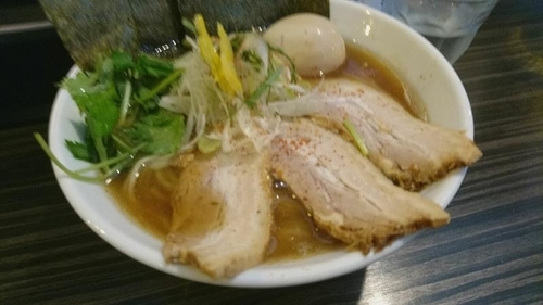 「得のせ田なか　鯵ニボそば醤油950円(大盛り無料)」@志奈そば 田なかの写真