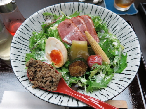 「夏野菜と鴨の冷やしめん：1300円」@つきじ鴨料理 鴨正の写真