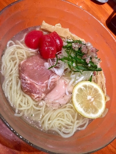 「【15食限定】冷やし塩そば￥850」@中華そば 輝羅の写真